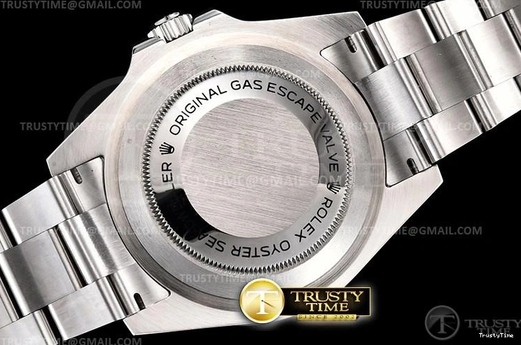0521 ROLSD094 – Seadweller NewStyle 1023